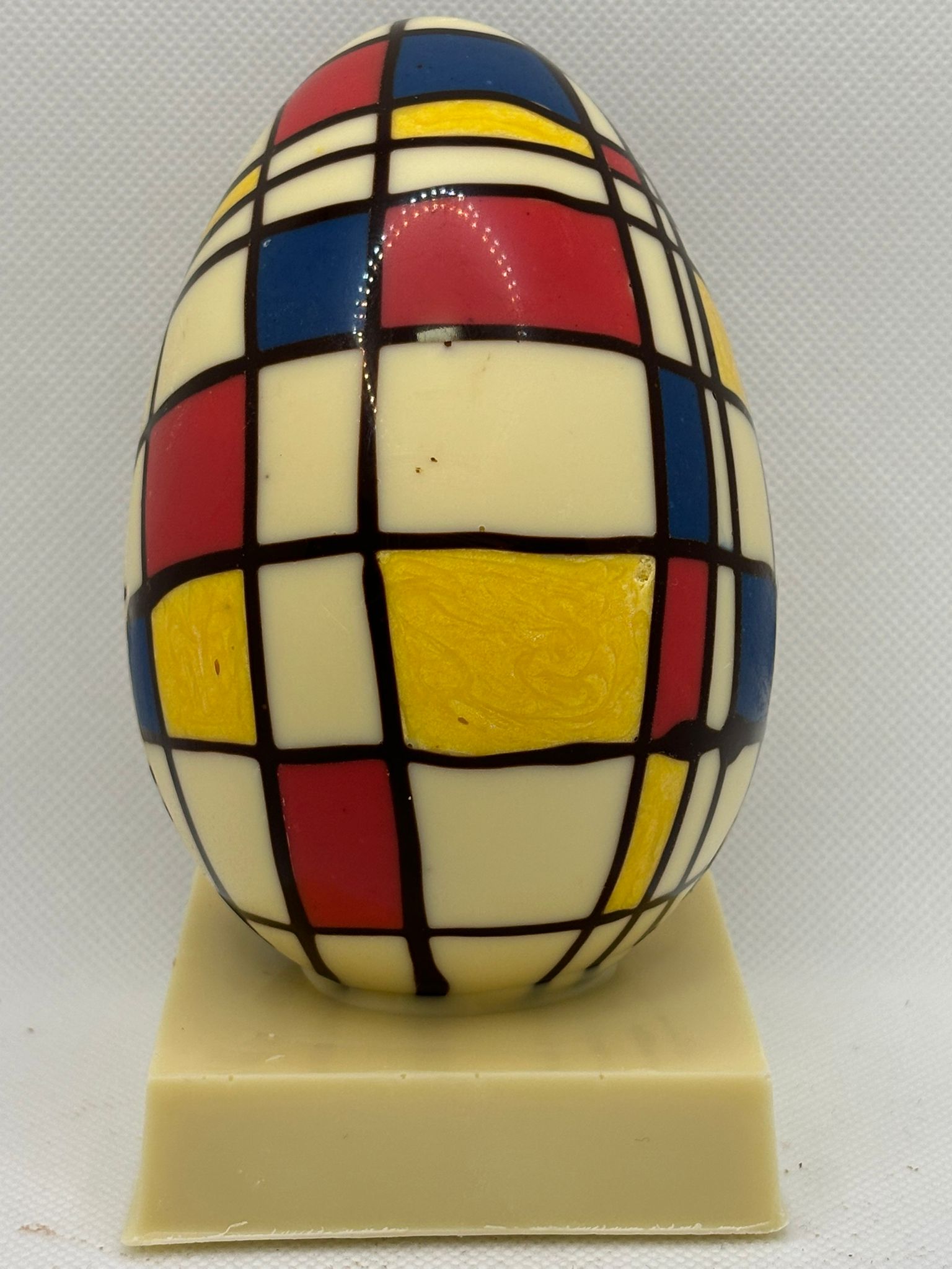 Mondrian Egg White